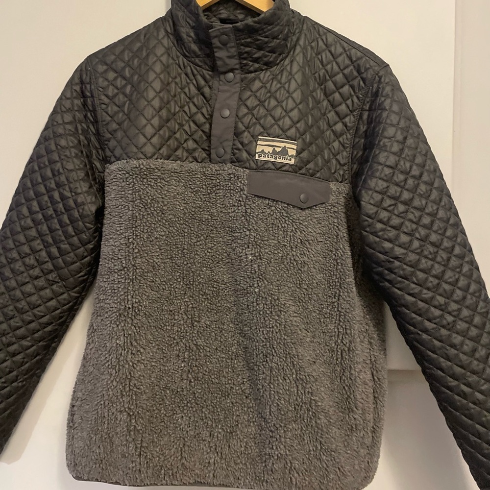 Patagonia fleece pull over